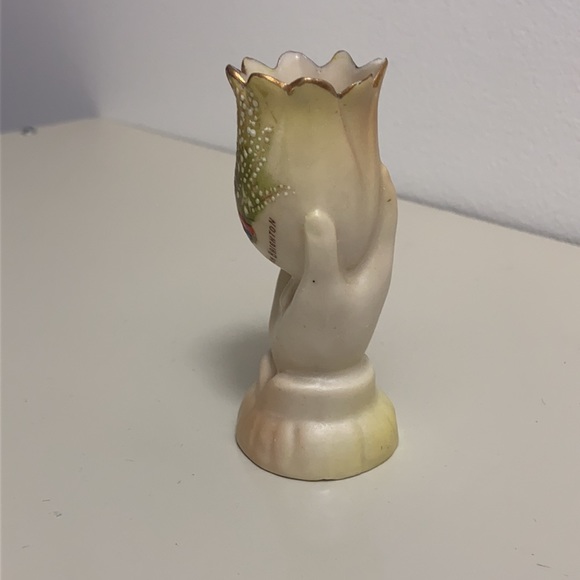 Vintage W&R Carlton China Stoke on Trent Lucky White Heather From Brighton Vase - Picture 11 of 14